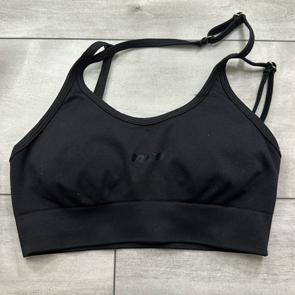 Bo + Tee Scoop Neck Sports Bra